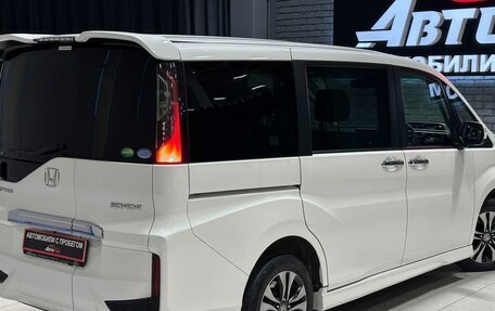 Honda Stepwgn IV, 2017 год, 1 897 000 рублей, 6 фотография