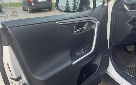 Toyota RAV4, 2022 год, 4 350 000 рублей, 7 фотография