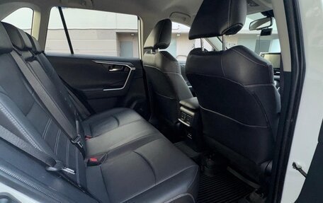 Toyota RAV4, 2022 год, 4 350 000 рублей, 15 фотография