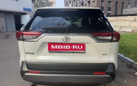 Toyota RAV4, 2022 год, 4 350 000 рублей, 11 фотография