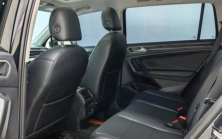 Volkswagen Tiguan II, 2023 год, 2 000 000 рублей, 12 фотография