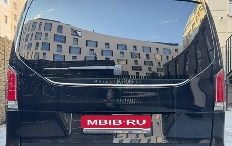 Mercedes-Benz V-Класс, 2024 год, 12 800 000 рублей, 4 фотография