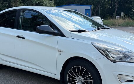 Hyundai Solaris II рестайлинг, 2016 год, 1 200 000 рублей, 5 фотография