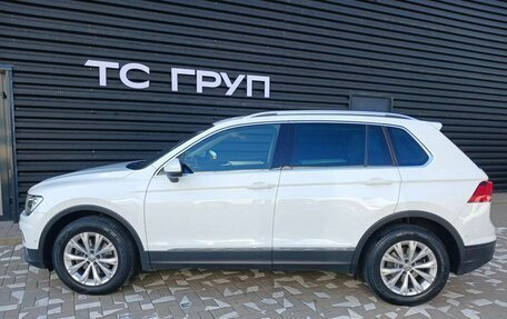 Volkswagen Tiguan II, 2019 год, 2 590 000 рублей, 3 фотография