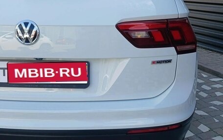Volkswagen Tiguan II, 2019 год, 2 590 000 рублей, 9 фотография