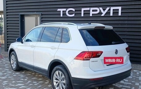 Volkswagen Tiguan II, 2019 год, 2 590 000 рублей, 2 фотография