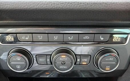 Volkswagen Tiguan II, 2019 год, 2 590 000 рублей, 18 фотография