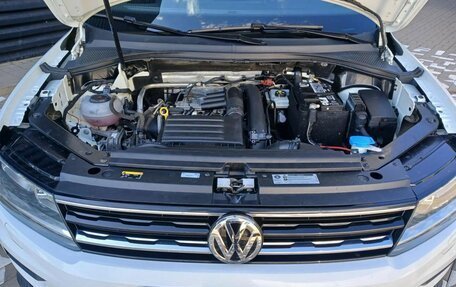 Volkswagen Tiguan II, 2019 год, 2 590 000 рублей, 27 фотография