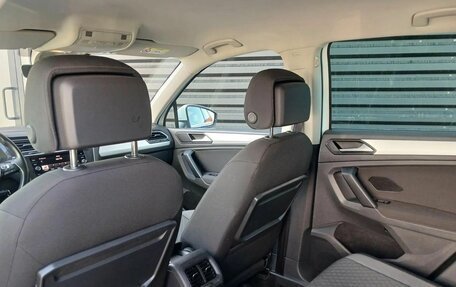 Volkswagen Tiguan II, 2019 год, 2 590 000 рублей, 24 фотография