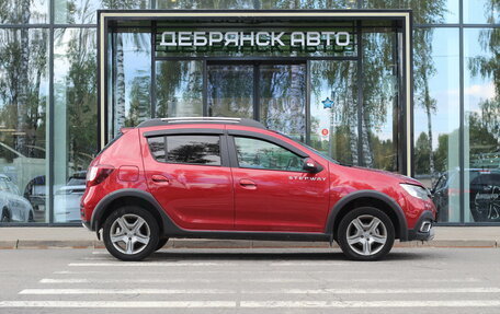 Renault Sandero II рестайлинг, 2019 год, 1 120 000 рублей, 2 фотография