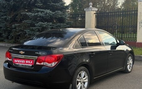 Chevrolet Cruze II, 2011 год, 675 000 рублей, 4 фотография