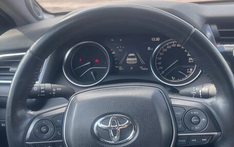 Toyota Camry, 2020 год, 3 350 000 рублей, 13 фотография