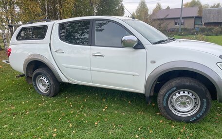 Mitsubishi L200 IV рестайлинг, 2013 год, 1 450 000 рублей, 8 фотография