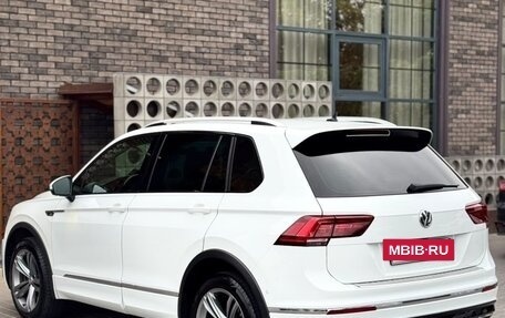 Volkswagen Tiguan II, 2019 год, 2 900 000 рублей, 6 фотография
