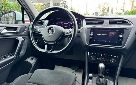 Volkswagen Tiguan II, 2019 год, 2 900 000 рублей, 8 фотография