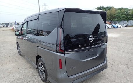 Nissan Serena, 2023 год, 2 650 000 рублей, 6 фотография