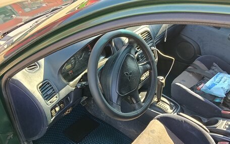 Mitsubishi Carisma I, 2000 год, 320 000 рублей, 6 фотография