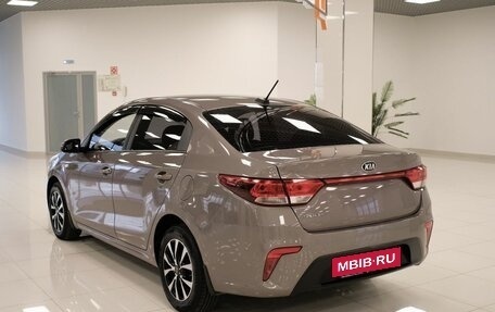 KIA Rio IV, 2018 год, 1 259 000 рублей, 4 фотография