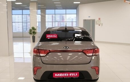 KIA Rio IV, 2018 год, 1 259 000 рублей, 8 фотография