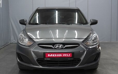 Hyundai Solaris II рестайлинг, 2012 год, 730 000 рублей, 3 фотография