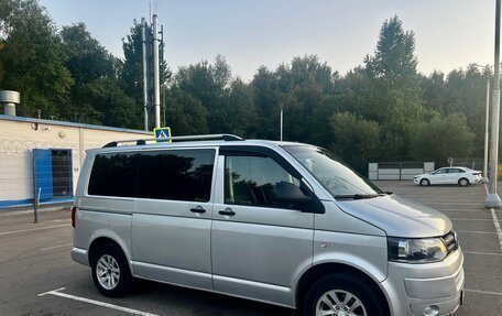 Volkswagen Caravelle T5, 2013 год, 1 650 000 рублей, 14 фотография
