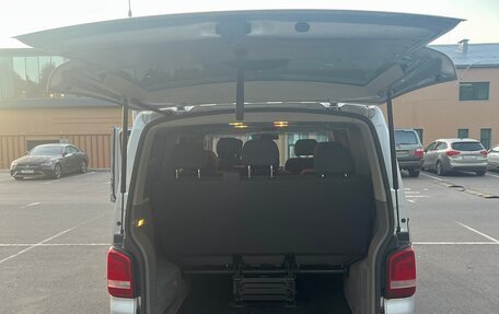 Volkswagen Caravelle T5, 2013 год, 1 650 000 рублей, 4 фотография