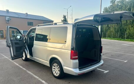 Volkswagen Caravelle T5, 2013 год, 1 650 000 рублей, 3 фотография