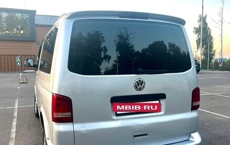 Volkswagen Caravelle T5, 2013 год, 1 650 000 рублей, 13 фотография