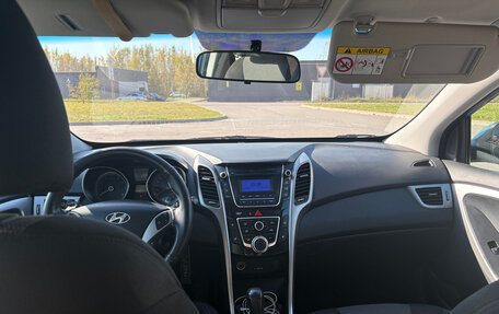 Hyundai i30 II рестайлинг, 2013 год, 750 000 рублей, 11 фотография