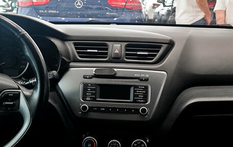 KIA Rio III рестайлинг, 2016 год, 1 050 000 рублей, 19 фотография