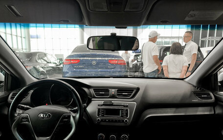 KIA Rio III рестайлинг, 2016 год, 1 050 000 рублей, 18 фотография