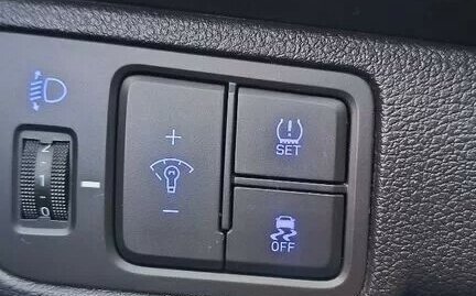 Hyundai Solaris II рестайлинг, 2017 год, 1 075 000 рублей, 13 фотография