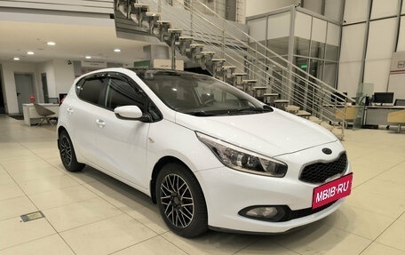 KIA cee'd III, 2015 год, 1 380 000 рублей, 3 фотография