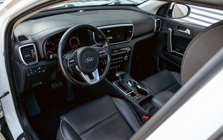 KIA Sportage IV рестайлинг, 2021 год, 2 535 000 рублей, 13 фотография