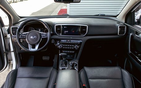 KIA Sportage IV рестайлинг, 2021 год, 2 535 000 рублей, 16 фотография