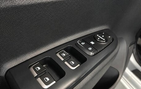 KIA Rio IV, 2018 год, 1 300 000 рублей, 12 фотография