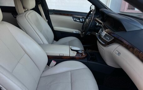 Mercedes-Benz S-Класс, 2006 год, 1 490 000 рублей, 26 фотография