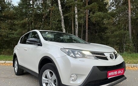 Toyota RAV4, 2013 год, 1 850 000 рублей, 1 фотография