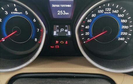 Hyundai Elantra V, 2013 год, 980 000 рублей, 25 фотография