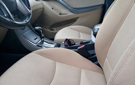 Hyundai Elantra V, 2013 год, 980 000 рублей, 20 фотография
