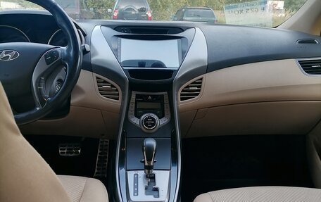 Hyundai Elantra V, 2013 год, 980 000 рублей, 17 фотография