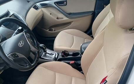 Hyundai Elantra V, 2013 год, 980 000 рублей, 18 фотография