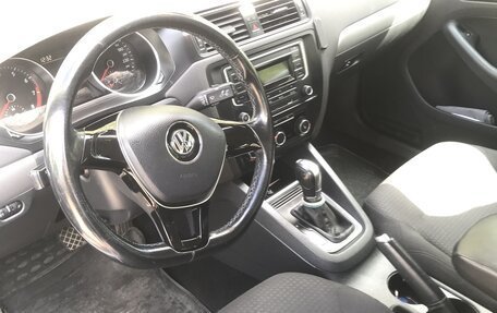 Volkswagen Jetta VI, 2016 год, 1 100 000 рублей, 4 фотография