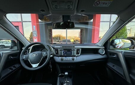 Toyota RAV4, 2013 год, 1 668 000 рублей, 13 фотография