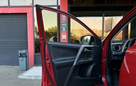 Toyota RAV4, 2013 год, 1 668 000 рублей, 10 фотография