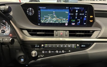 Lexus ES VII, 2021 год, 3 938 000 рублей, 19 фотография
