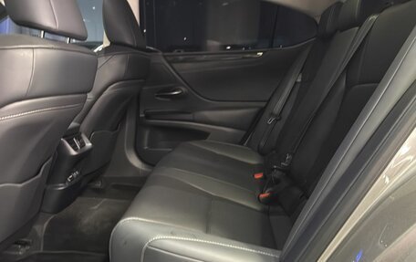 Lexus ES VII, 2021 год, 3 938 000 рублей, 25 фотография