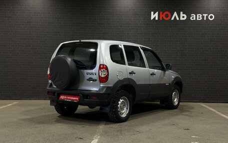 Chevrolet Niva I рестайлинг, 2017 год, 680 000 рублей, 5 фотография