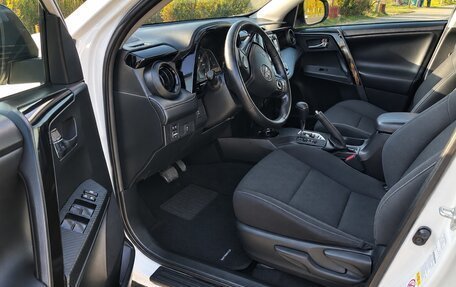 Toyota RAV4, 2013 год, 1 850 000 рублей, 11 фотография