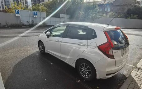 Honda Fit III, 2018 год, 1 250 000 рублей, 4 фотография